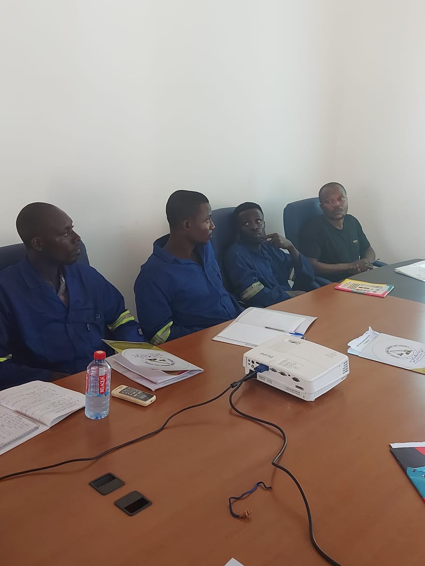 Forklift Operators from Gold Recovery receiving education on Occupational health and safety (11)